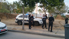 بالصور: الشرطة تطارد مركبة في شوارع حي النزهة بيافا وتعتقل سائقها